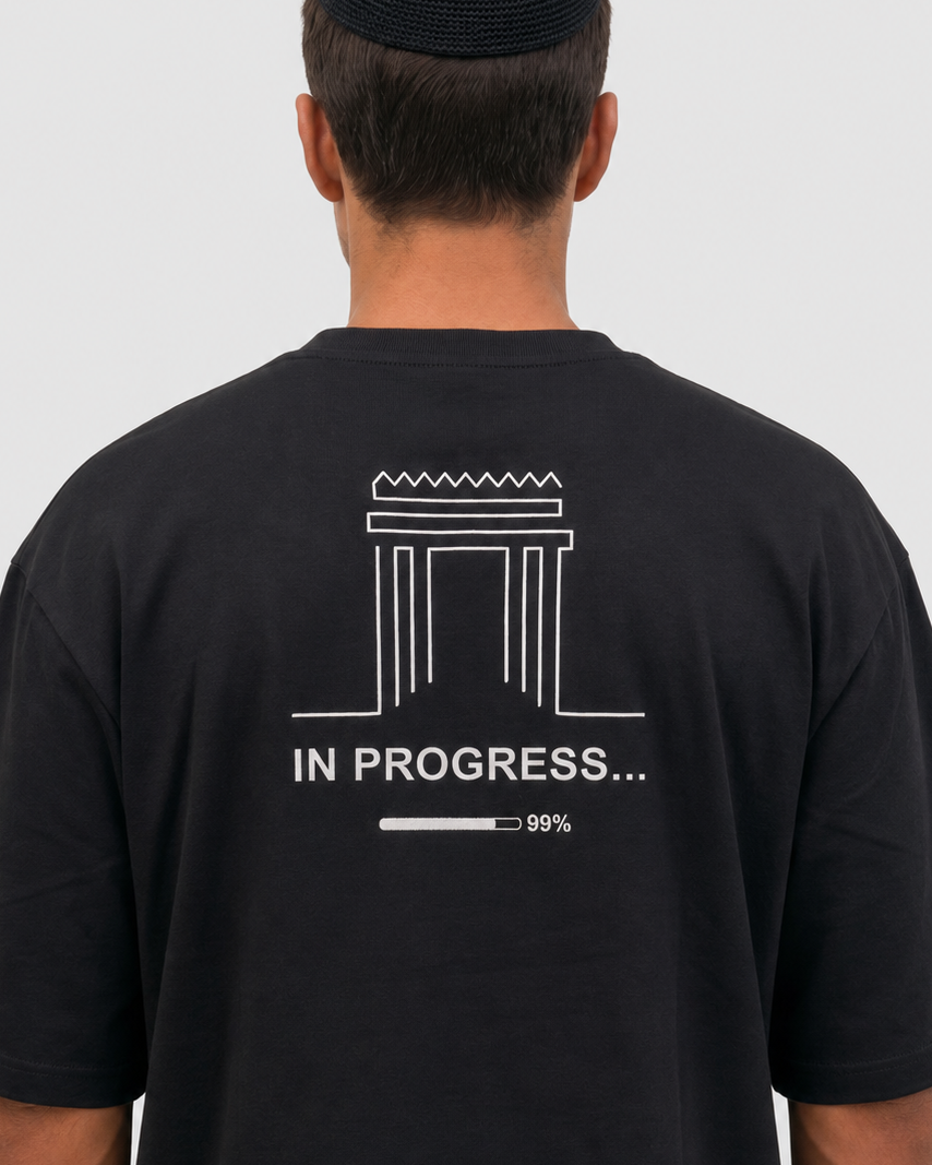 IN PROGRESS. Tzitzit T-Shirt — Black
