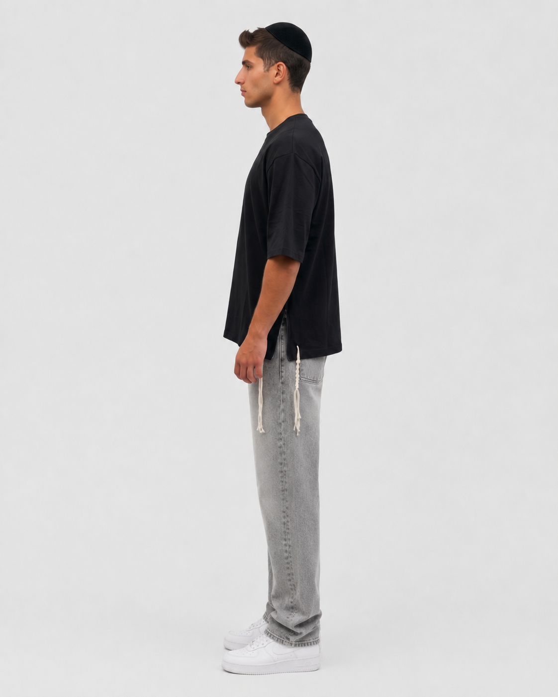 IN PROGRESS. Tzitzit T-Shirt — Black