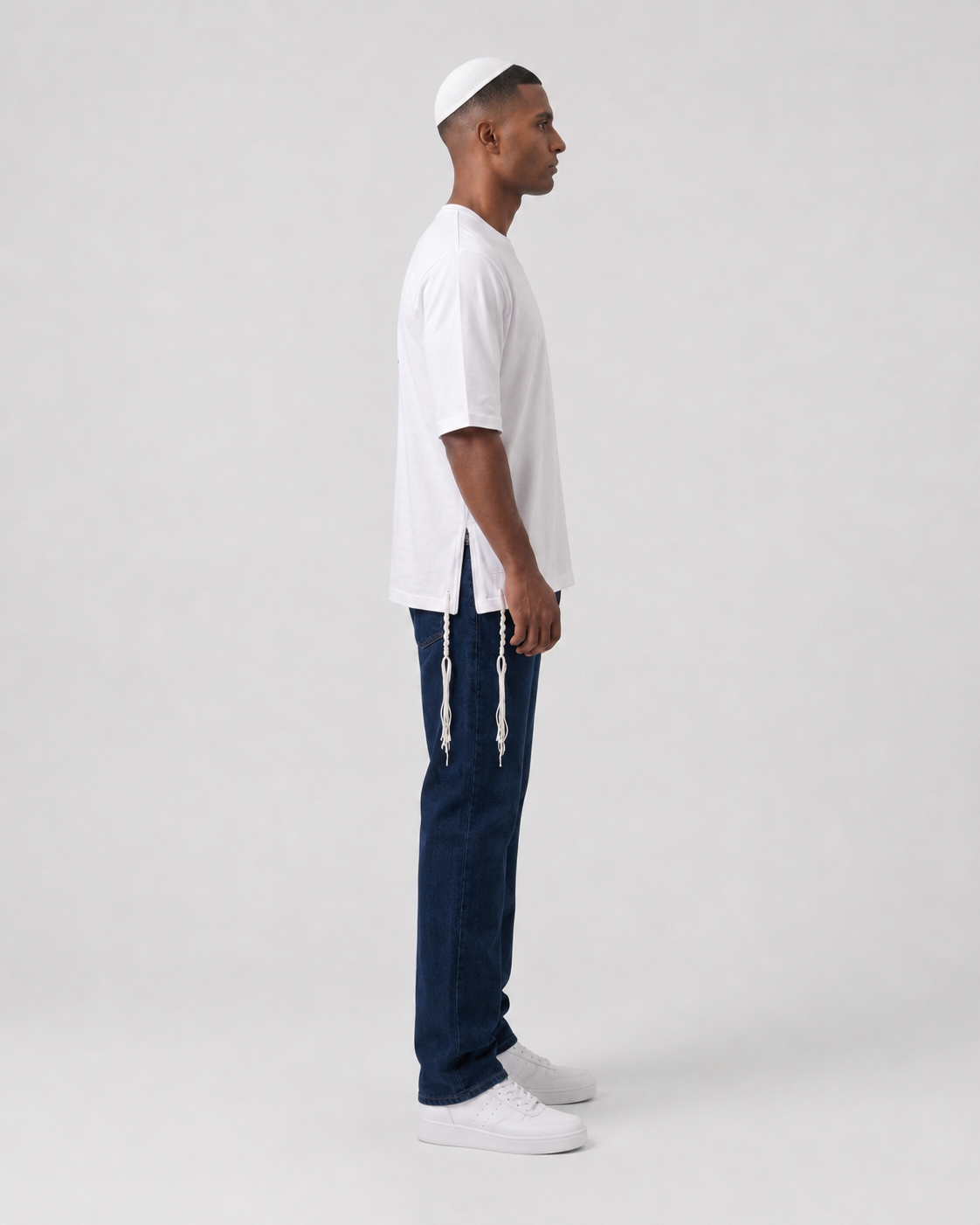 IN PROGRESS. Tzitzit T-Shirt — White